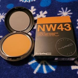 Mac studio fix powder plus foundation